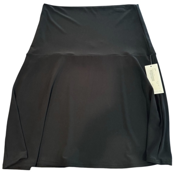 NWT Sympli Românce Mini Skirt.  Black, Size 12 - Picture 2 of 5